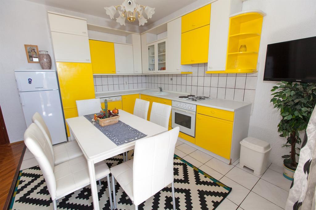 Apartments Vita Novi Vinodolski Zimmer foto