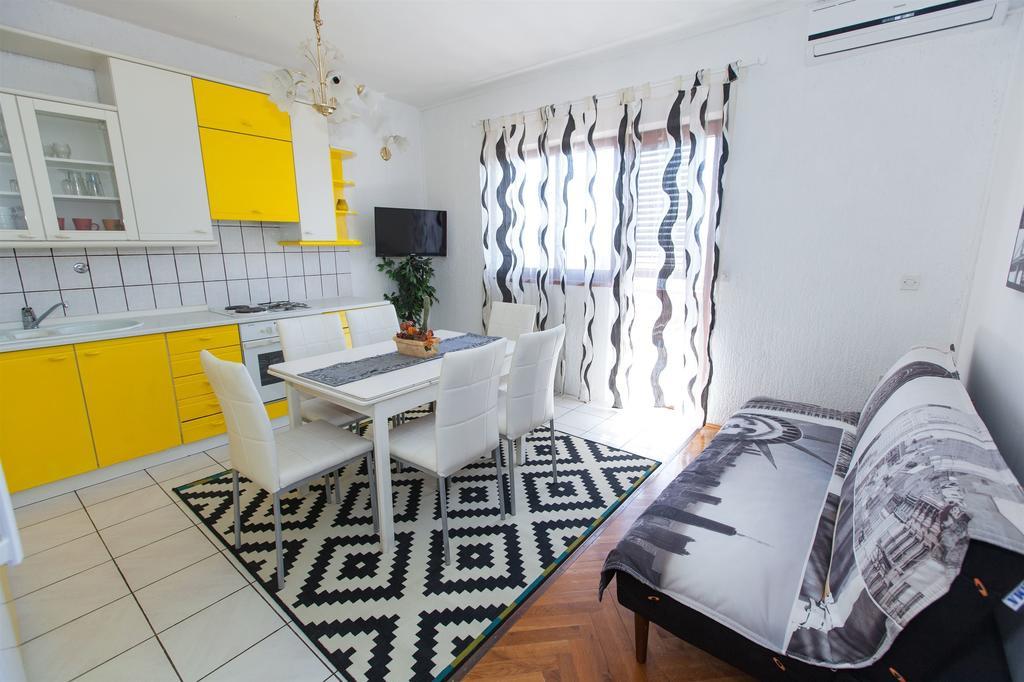 Apartments Vita Novi Vinodolski Zimmer foto